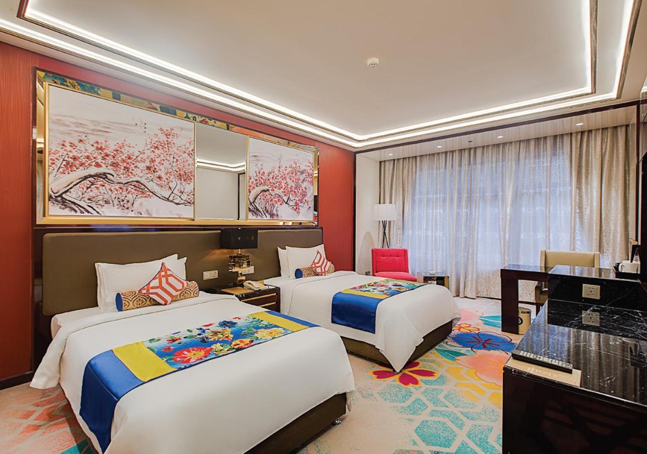Deluxe Room @NagaWorld 1